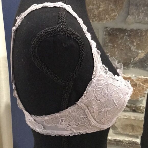 Victoria's Secret Angels Women's Lace Bra, 32D, Grey - Picture 3 of 8